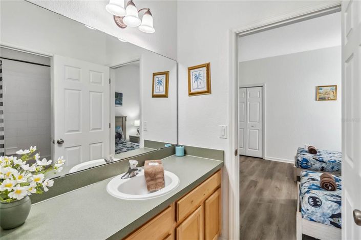 Image No.26-4 Bed Property for sale