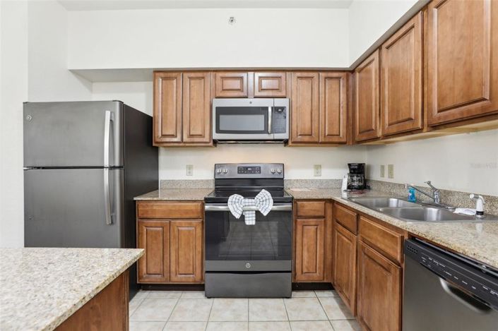 Image No.12-2 Bed Property for sale