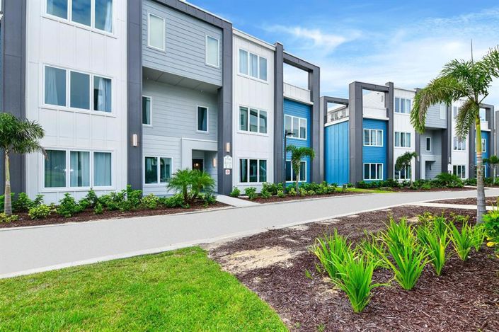 Image No.2-3 Bed Property for sale