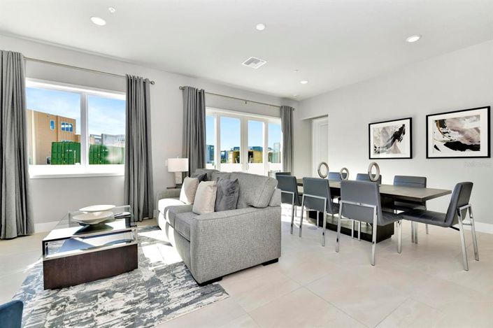 Image No.8-3 Bed Property for sale