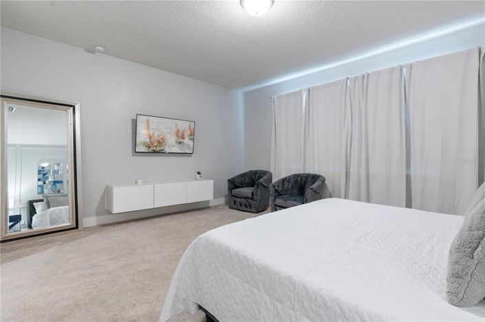 Image No.17-4 Bed Townhouse for sale