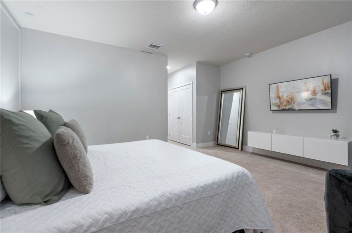 Image No.19-4 Bed Townhouse for sale