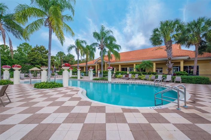 Image No.28-2 Bed Townhouse for sale