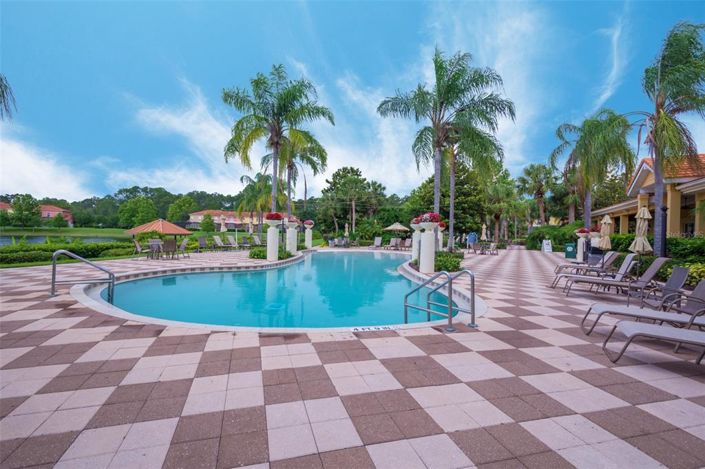 Image No.29-2 Bed Townhouse for sale