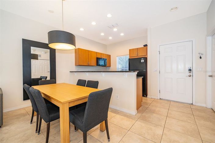 Image No.7-2 Bed Townhouse for sale