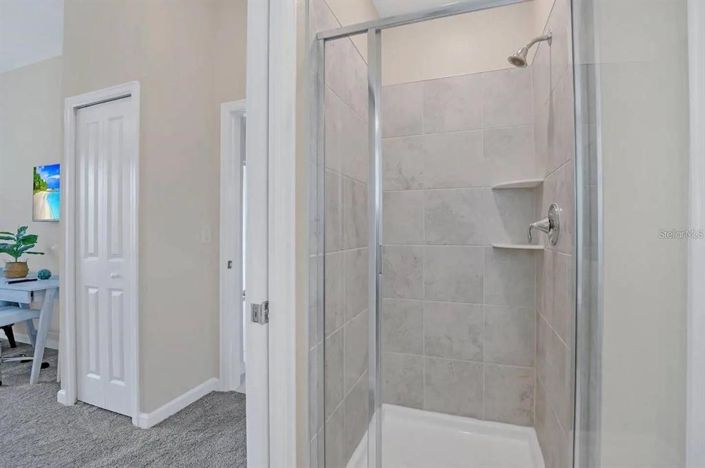 Image No.15-2 Bed Property for sale