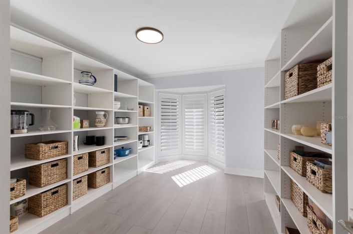 Image No.21-4 Bed Property for sale