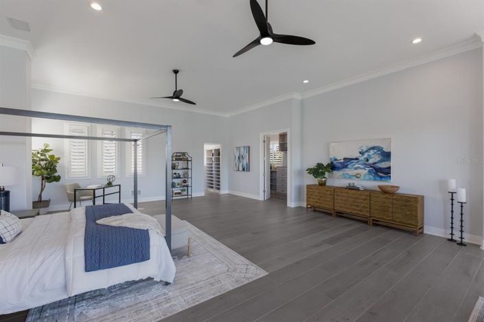 Image No.44-4 Bed Property for sale