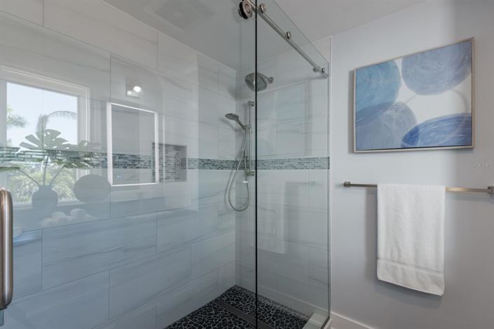 Image No.53-4 Bed Property for sale