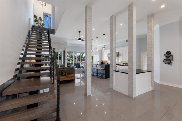 Image No.9-4 Bed Property for sale