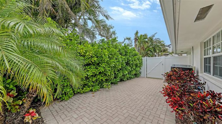 Image No.49-3 Bed Property for sale