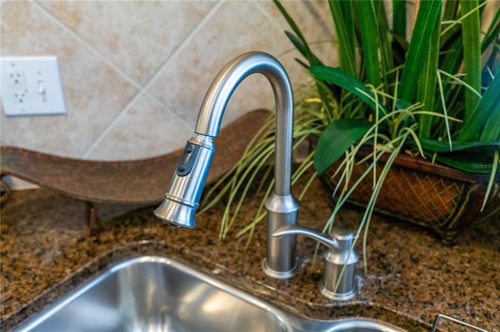 Image No.10-3 Bed Property for sale