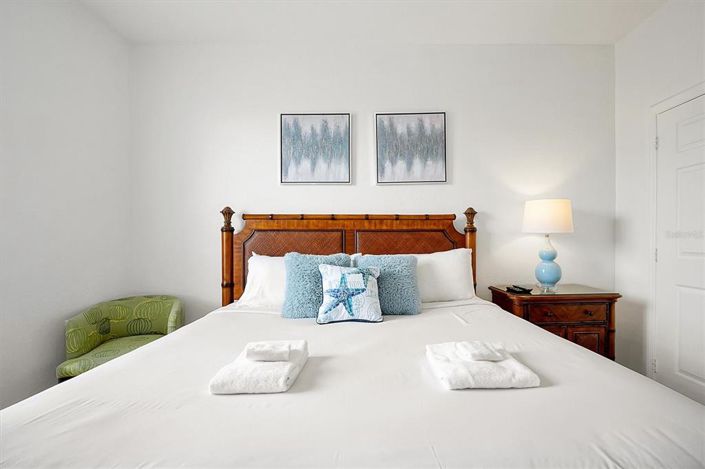 Image No.14-3 Bed Property for sale