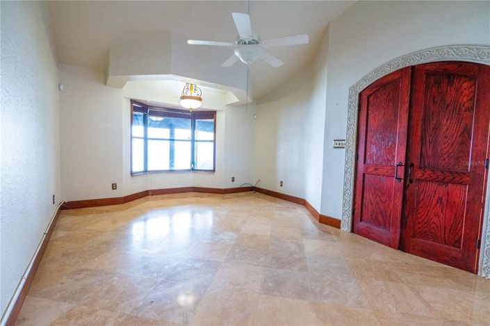 Image No.16-3 Bed Property for sale