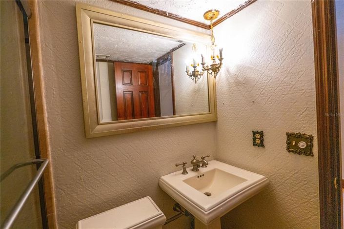 Image No.26-3 Bed Property for sale