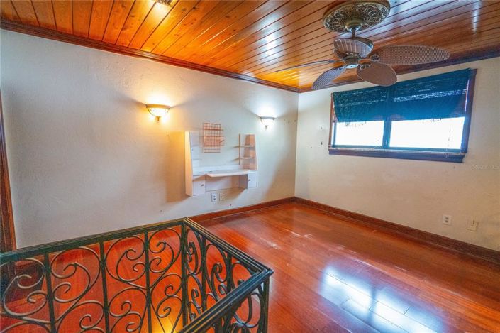 Image No.29-3 Bed Property for sale