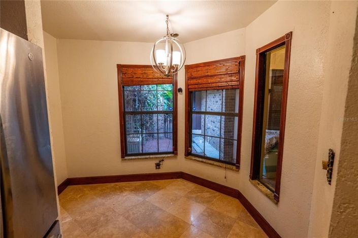 Image No.9-3 Bed Property for sale