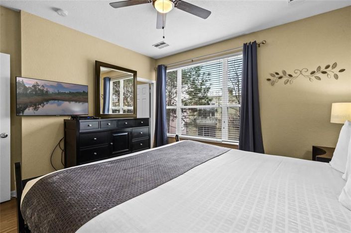 Image No.23-3 Bed Property for sale