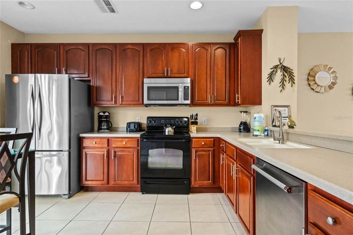 Image No.7-3 Bed Property for sale