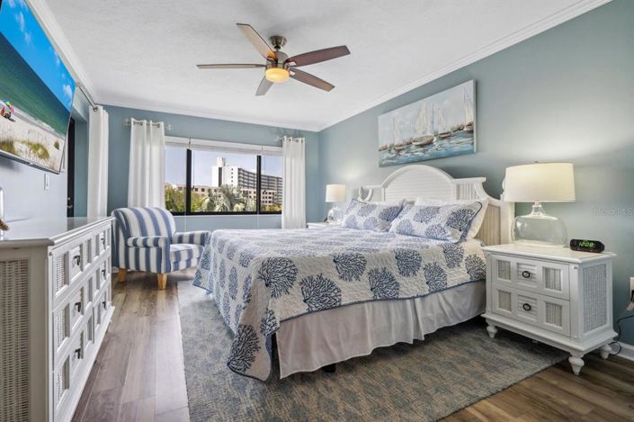 Image No.20-2 Bed Property for sale