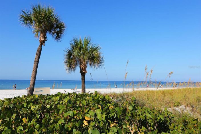 Image No.38-2 Bed Property for sale