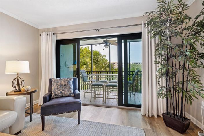 Image No.9-2 Bed Property for sale