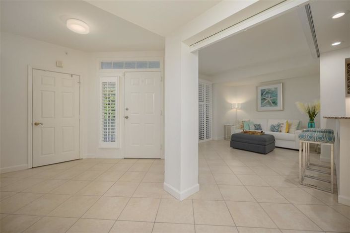 Image No.14-2 Bed Property for sale