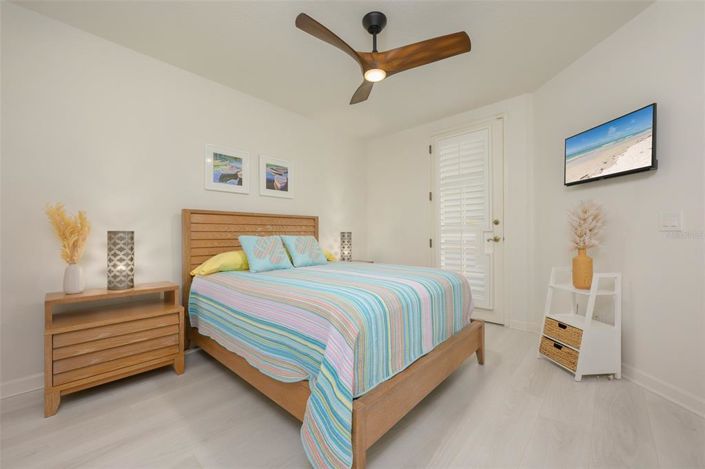 Image No.25-2 Bed Property for sale