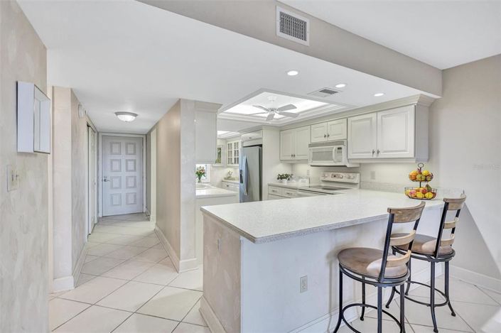 Image No.25-2 Bed Property for sale