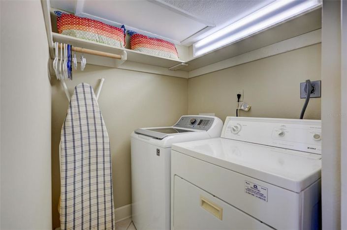 Image No.44-2 Bed Property for sale