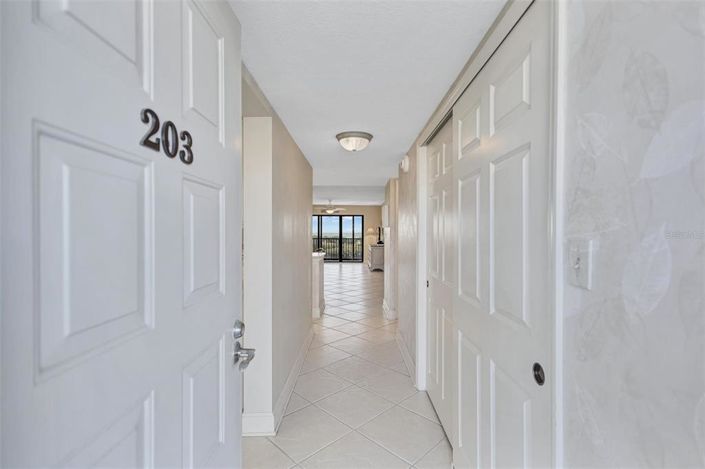 Image No.6-2 Bed Property for sale