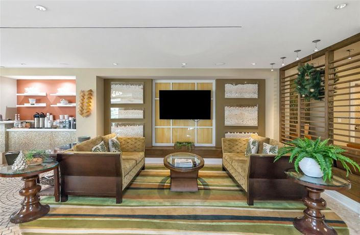 Image No.55-3 Bed Property for sale