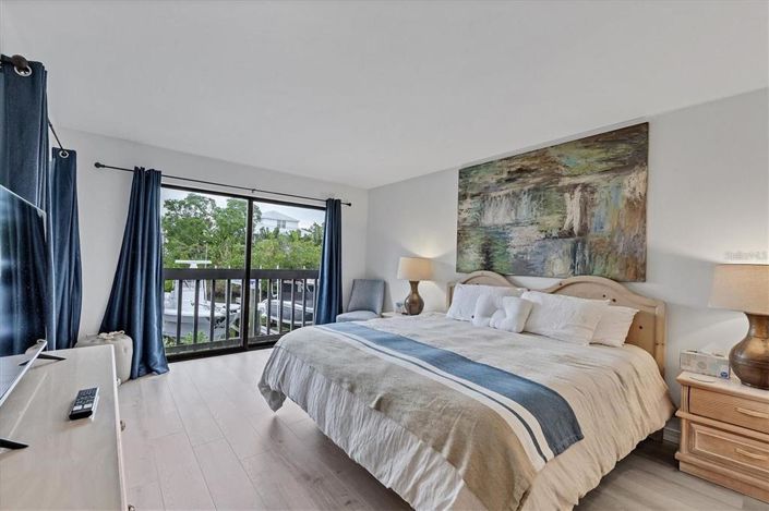 Image No.14-2 Bed Property for sale