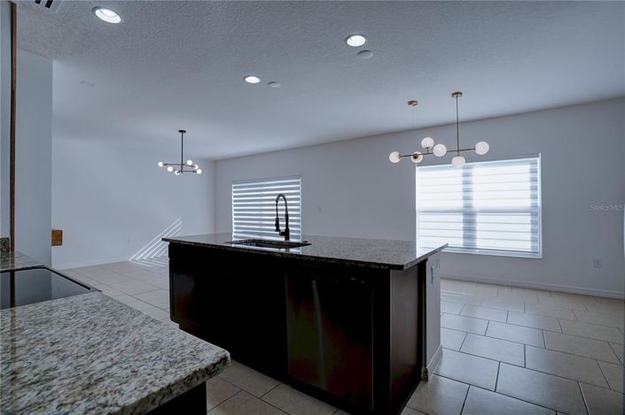 Image No.24-4 Bed Property for sale