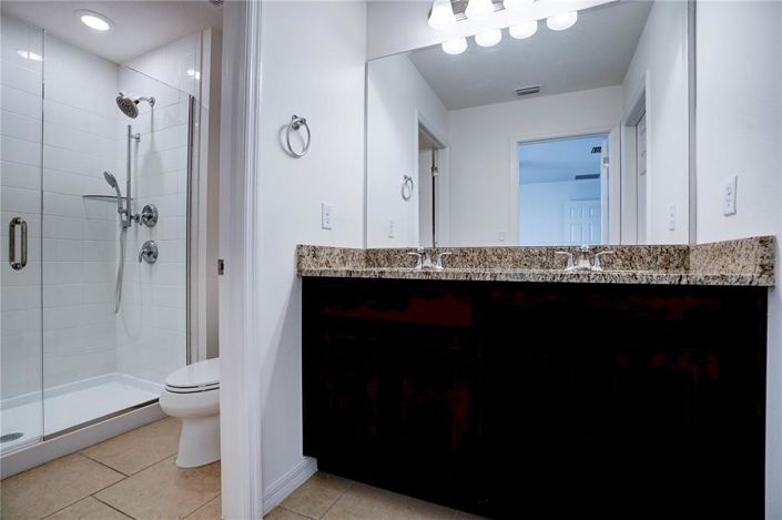 Image No.30-4 Bed Property for sale