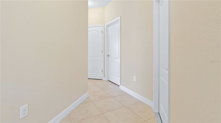 Image No.9-2 Bed Property for sale