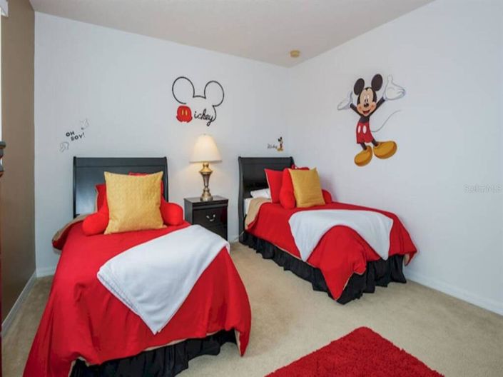 Image No.13-5 Bed Property for sale