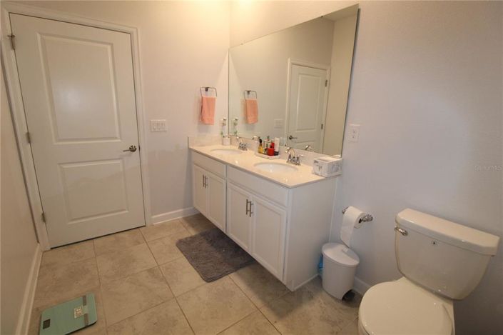 Image No.17-2 Bed Property for sale