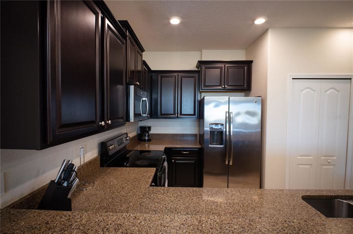 Image No.42-2 Bed Property for sale