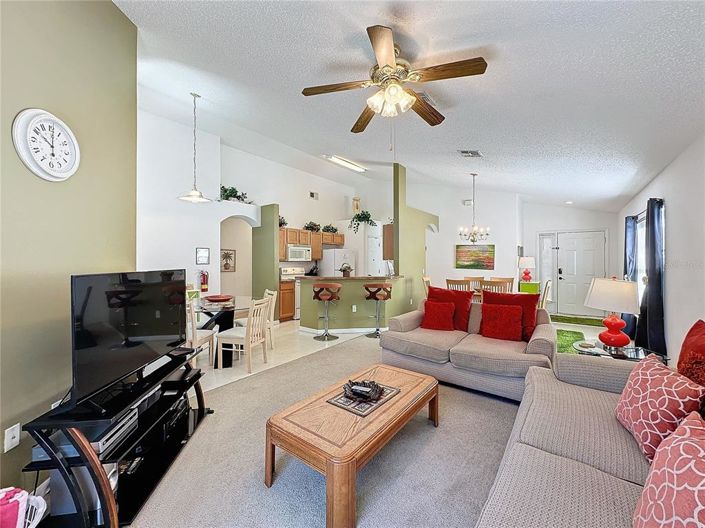 Image No.12-4 Bed Property for sale