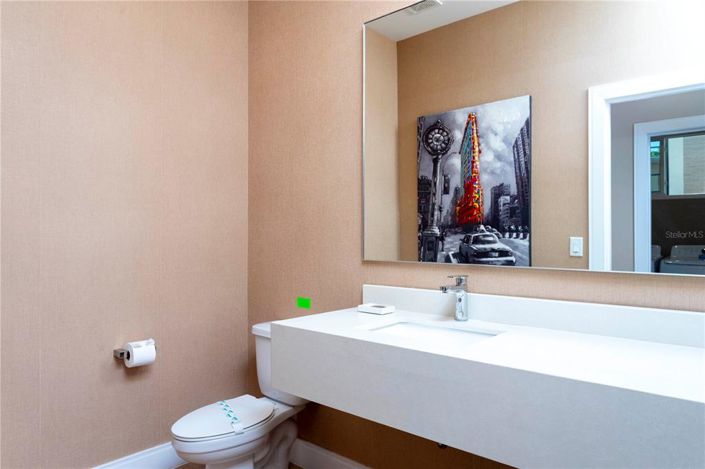 Image No.8-3 Bed Property for sale