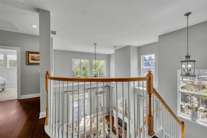 Image No.46-6 Bed Property for sale