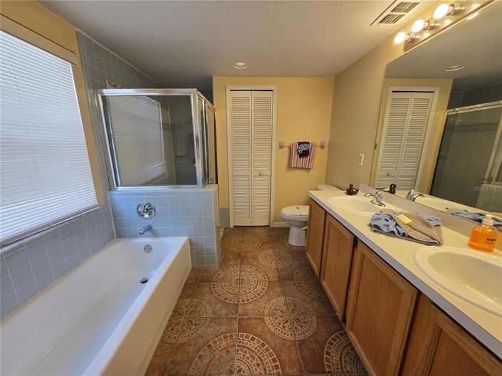 Image No.24-4 Bed Property for sale