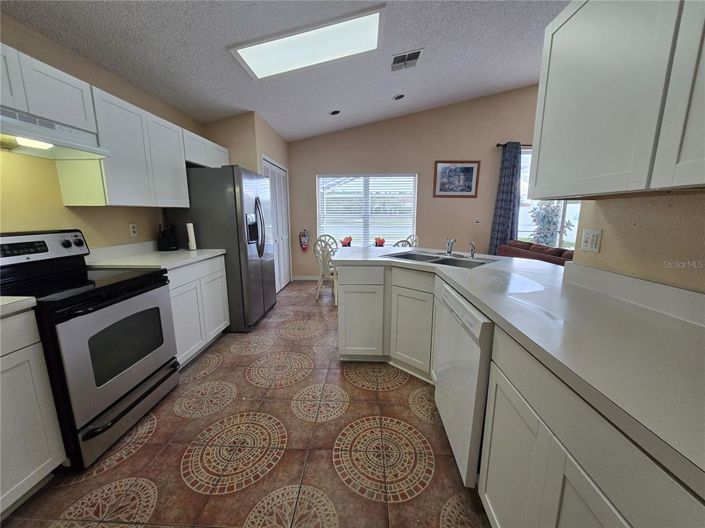 Image No.46-4 Bed Property for sale