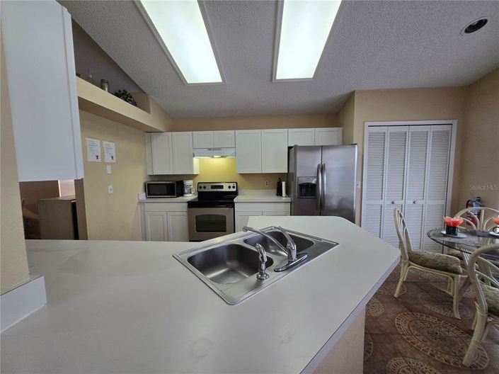 Image No.9-4 Bed Property for sale