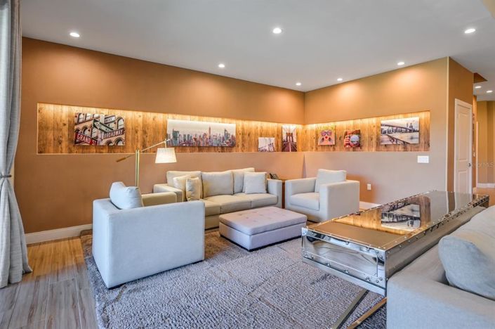 Image No.6-3 Bed Townhouse for sale