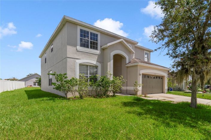 Image No.1-5 Bed Property for sale