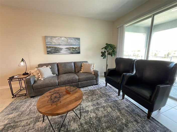 Image No.13-3 Bed Property for sale