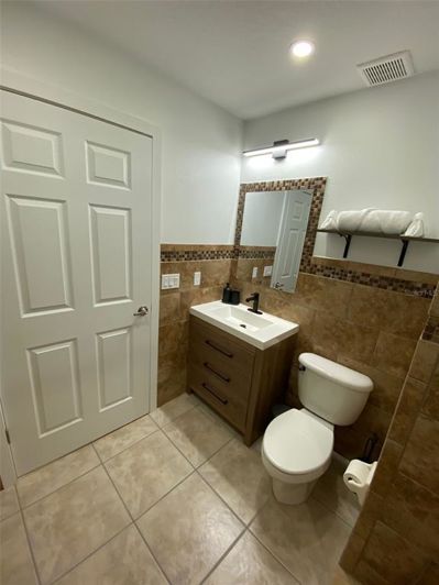 Image No.22-3 Bed Property for sale