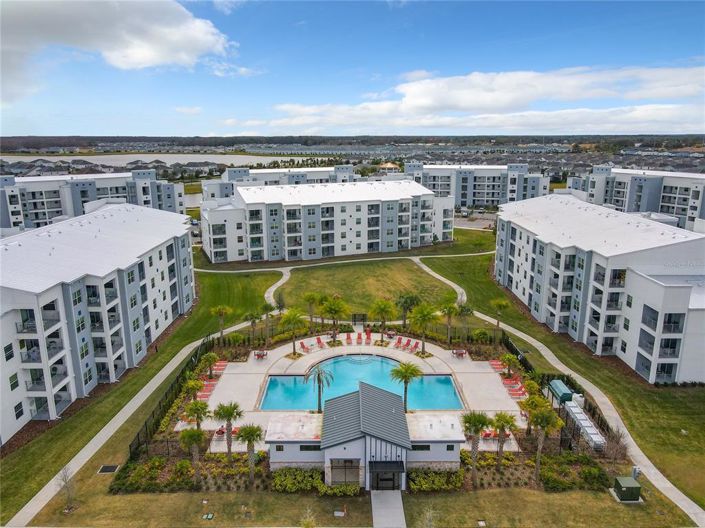 Image No.10-2 Bed Property for sale